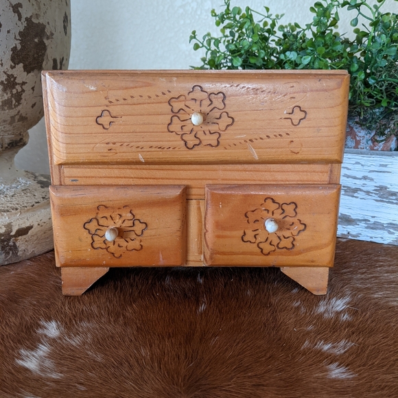 Primitive Wood Farmhouse Jewelry Trinket Dresser